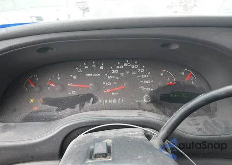 2005 Ford E-150 Commercial/Recreational z USA, uszkodzony, nr VIN 1FTRE14W25HA33703